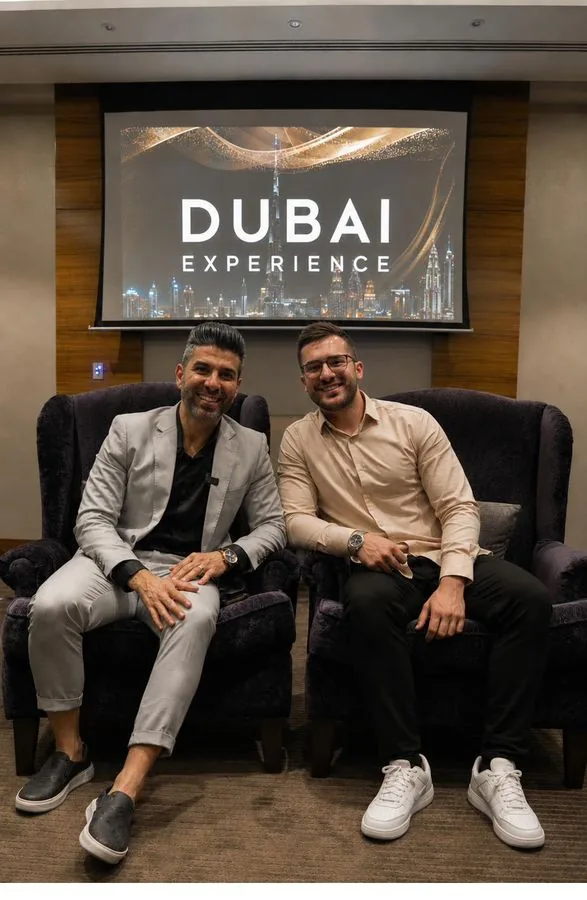 Matheus Souza no Dubai Experience com o TCar